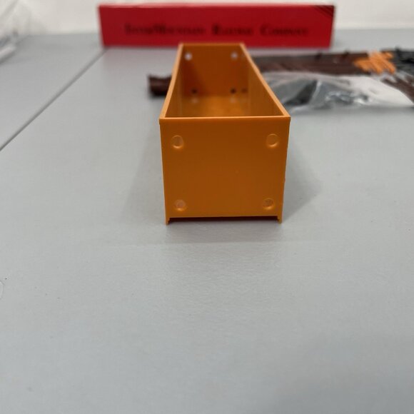 InterMountain HO North American NADX 102 Hormel Ice Reefer Train Car Kit - Picture 7 of 15